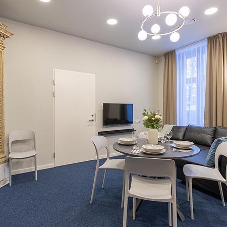 Dandelion Apartments Bruninieku ريغا المظهر الخارجي الصورة