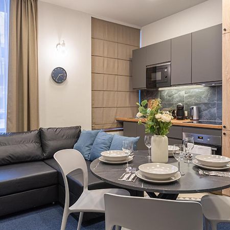 Dandelion Apartments Bruninieku ريغا المظهر الخارجي الصورة